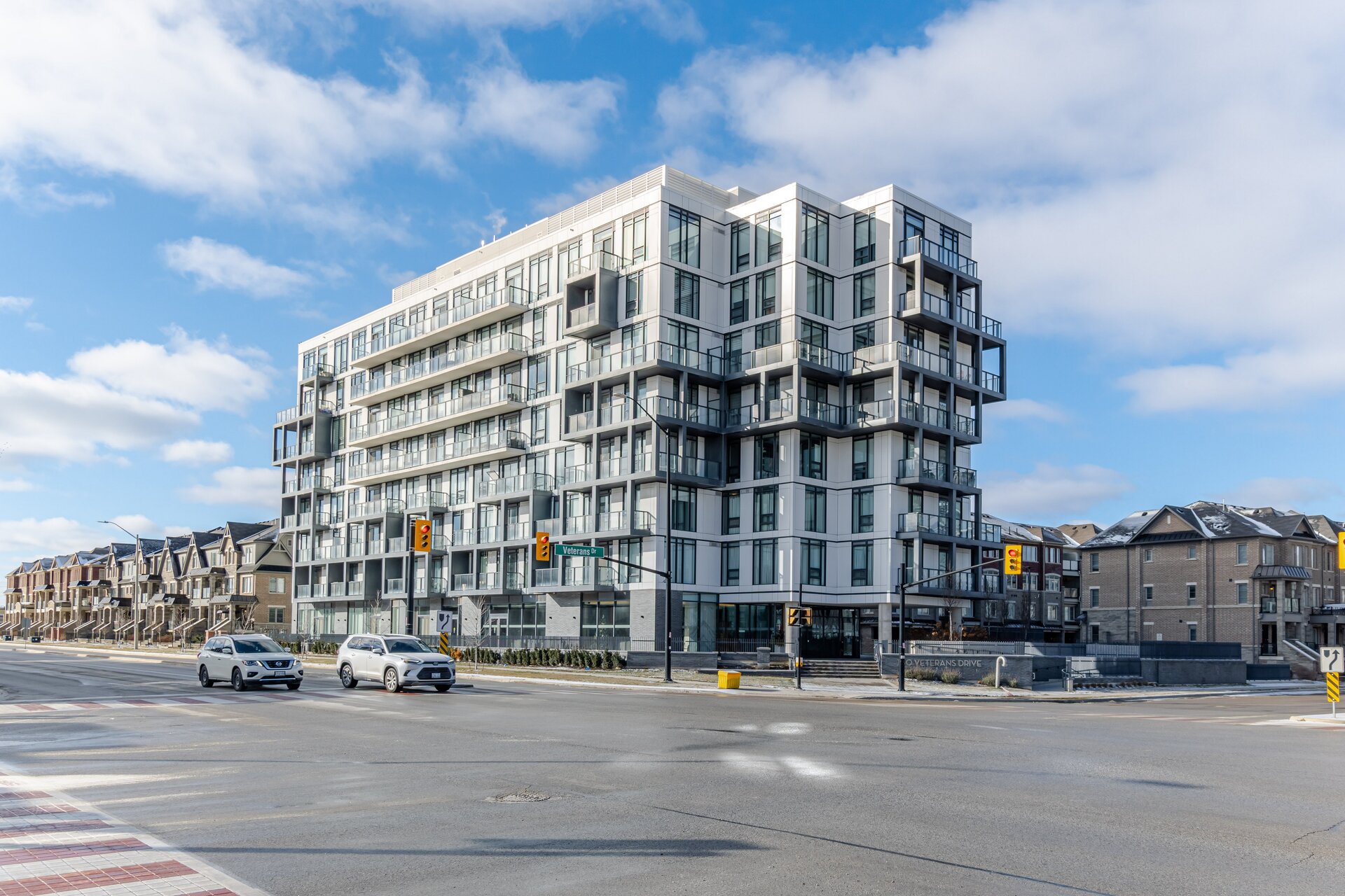 180 Veterans Dr #610, Brampton, ON L7A 5G7